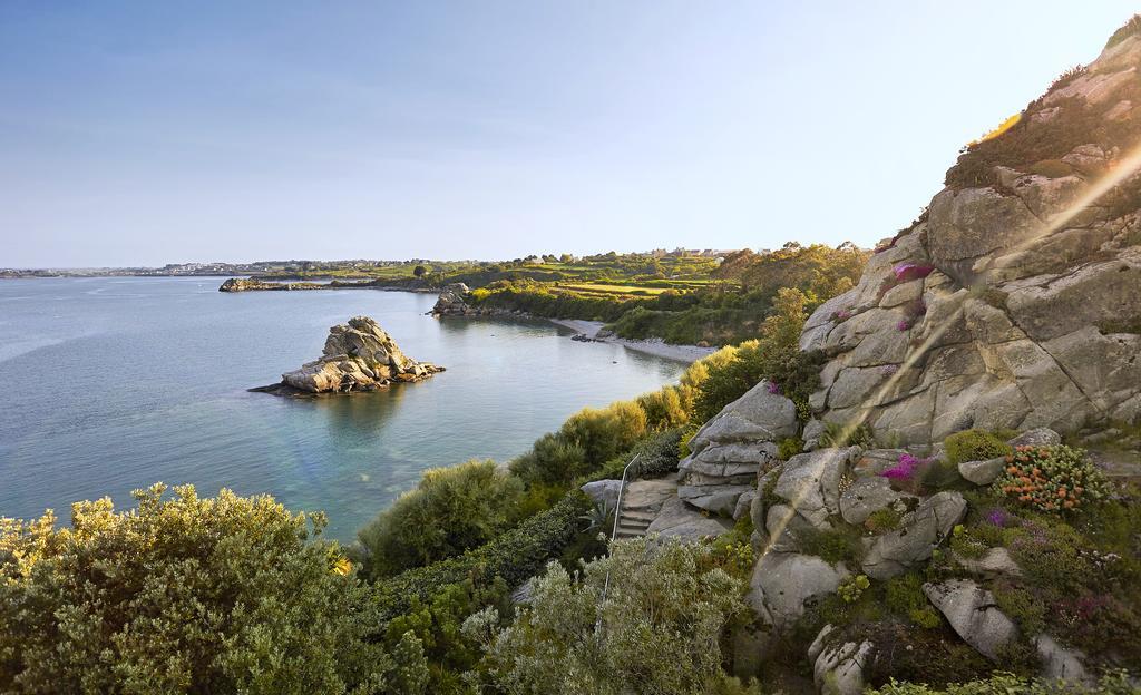 Hotel La Residence Des Artistes Roscoff Bagian luar foto