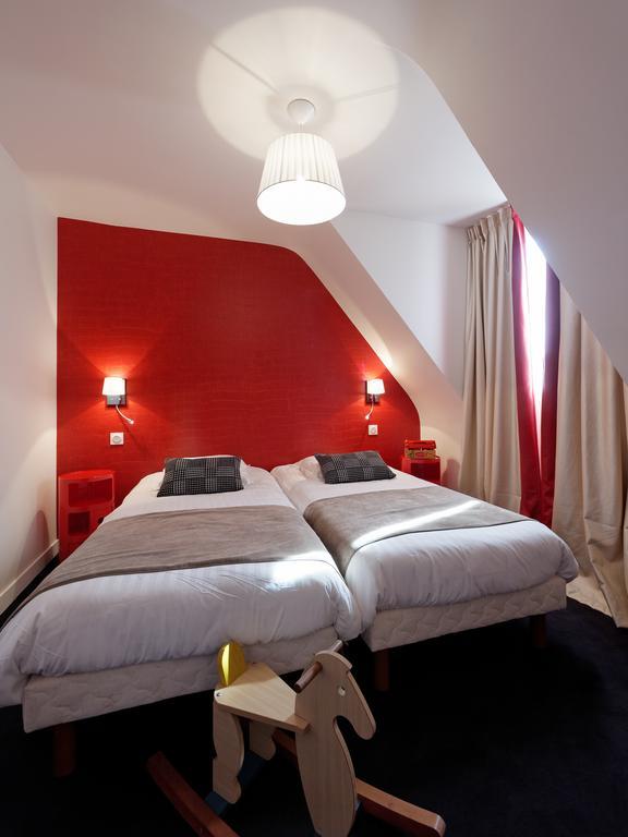 Hotel La Residence Des Artistes Roscoff Ruang foto