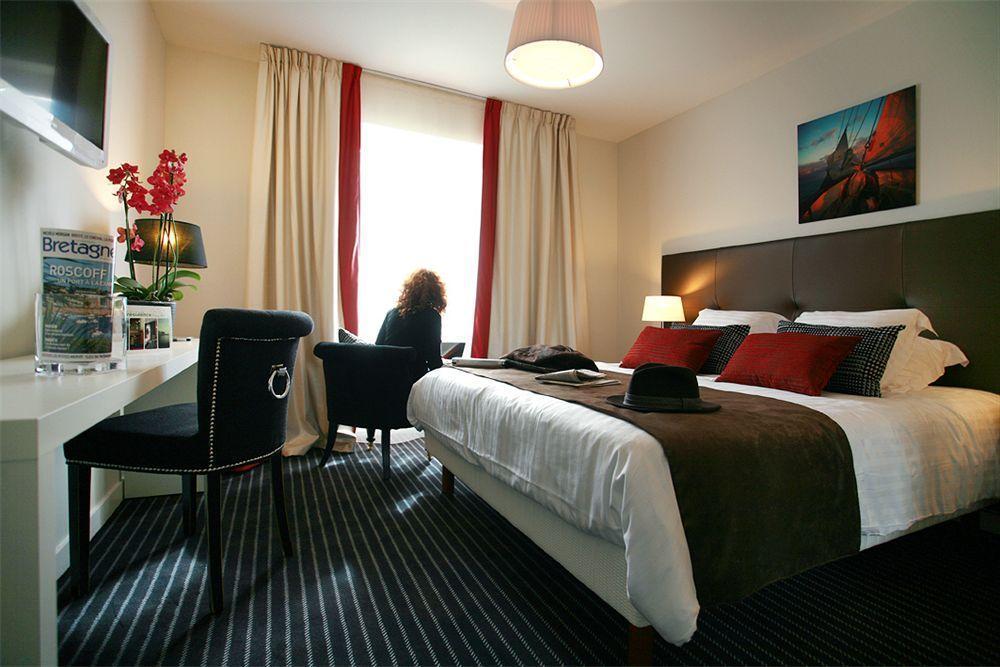 Hotel La Residence Des Artistes Roscoff Bagian luar foto